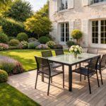 découvrez comment valoriser votre extérieur avant la revente de votre maison grâce à des conseils simples et efficaces pour attirer les acheteurs et augmenter la valeur de votre bien.