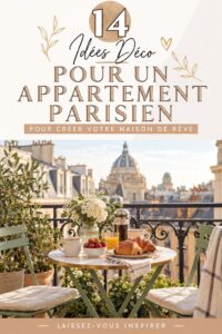 Un appartement décoré dans un style parisien avec des meubles chauds et des accents vintage.